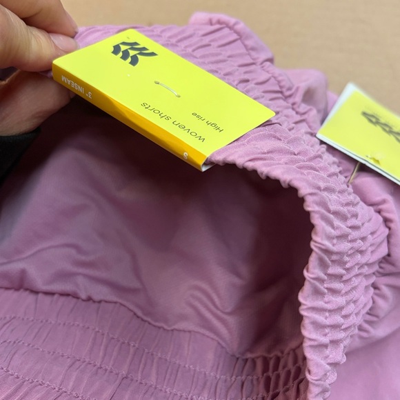 High-Rise Shorts - Picture 3 of 3